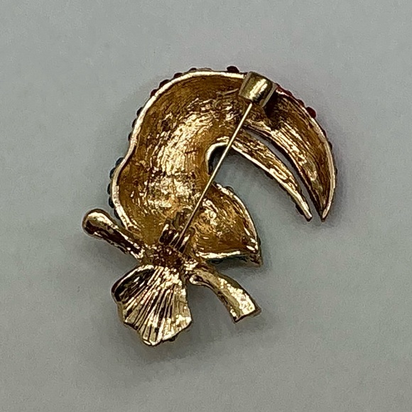 Multi Colored Toucan Bird Brooch - Picture 3 of 6